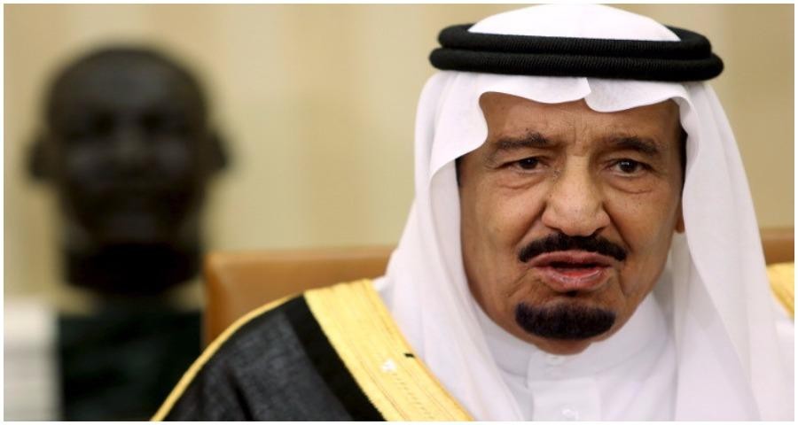 غاب الملك وحضر نتنياهو.. هل أبلغ الملك سلمان بالزيارة