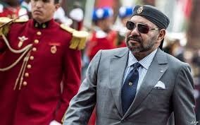 باراك يتغنى بالتطبيع مع المغرب وينشر صورة تجمعه بالعاهل المغربي