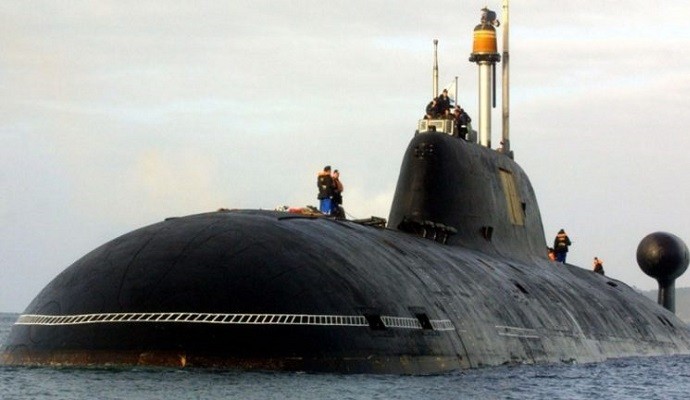 نائب رئيس البرلمان الايراني يعلق على إستعراض القوة الامريكي الصهيوني في مياه الخليج, اليكم أقواله.