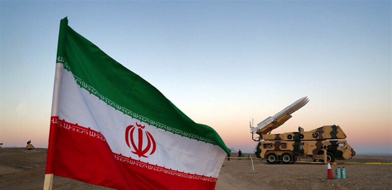 إيران تستنفر منظوماتها الدفاعية حول المنشآت النووية