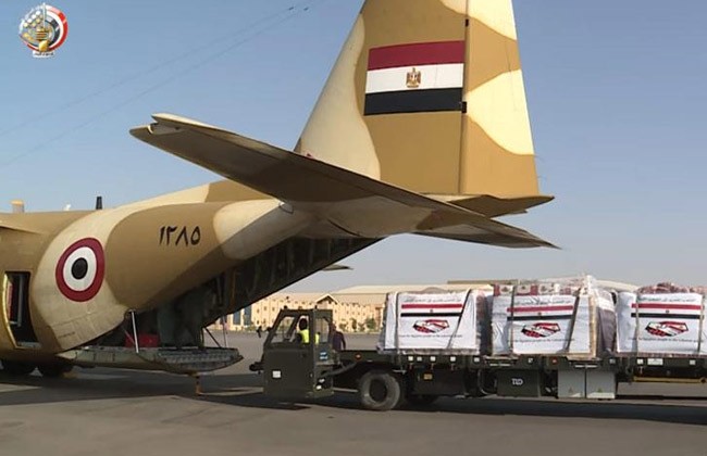 فيديو-جسر جوي إغاثي من مصر إلى لبنان