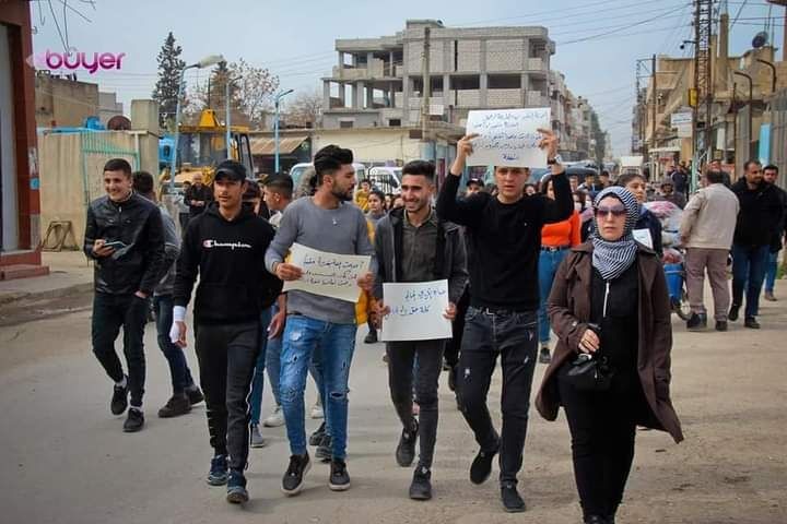 بالفيديو والصور- مظاهرات صاخبة ضد قسد في الحسكة