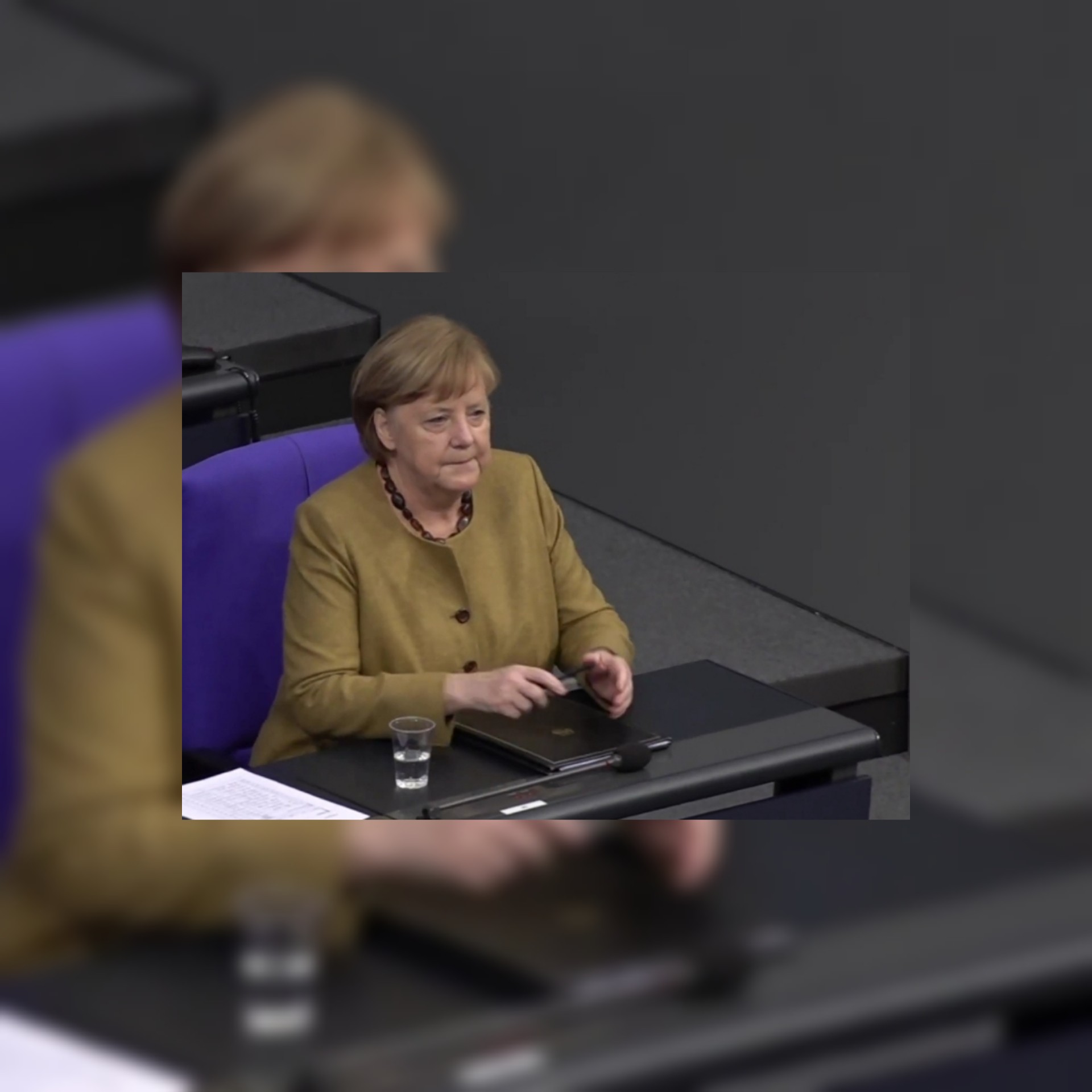 شاهد قصة فيديو