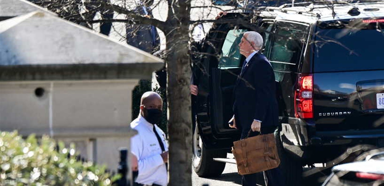 يوم اقتحام الكونغرس....الحقيبة النووية كانت في خطر