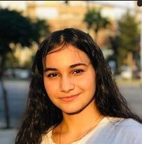 كلمات وجدانية كتبتها دلع خلف وهي بعنوان صرخة وطن.