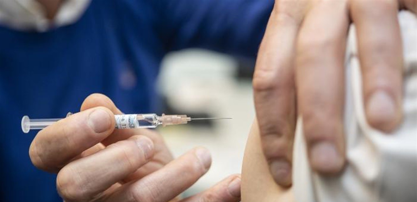 تحذيرات من بطء التطعيم في ظل ظهور سلالات جديدة من كورونا