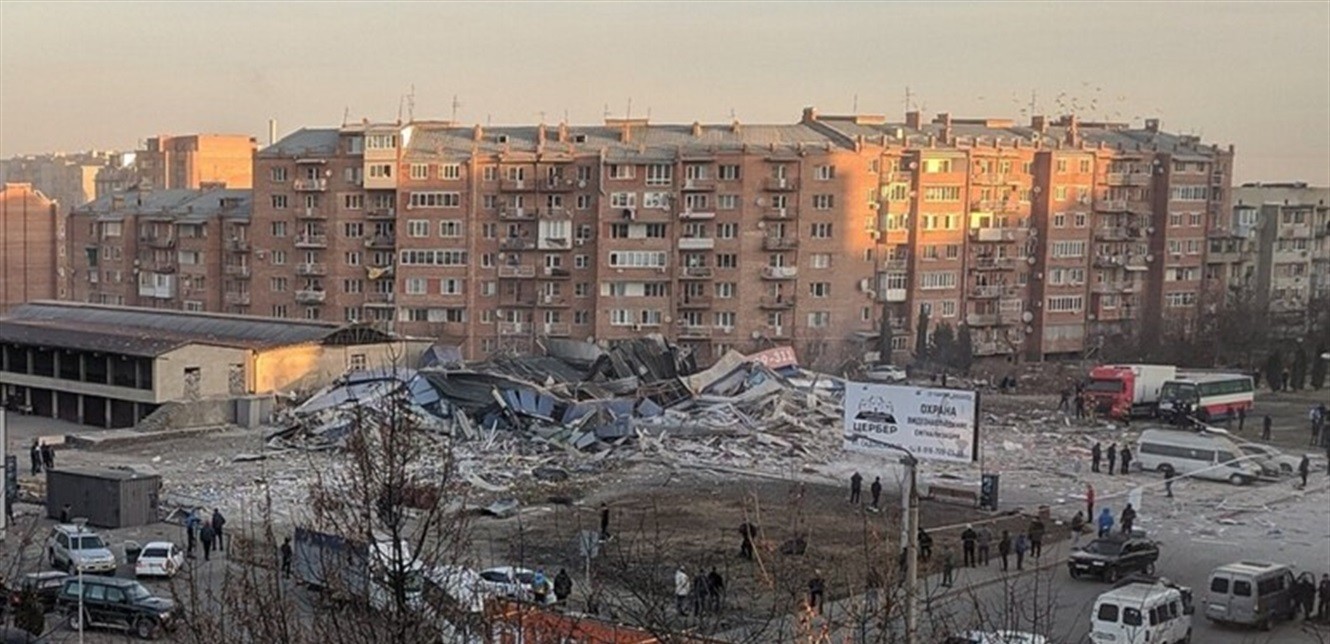 بالفيديو: انفجار ضخم يهز متجرا في روسيا