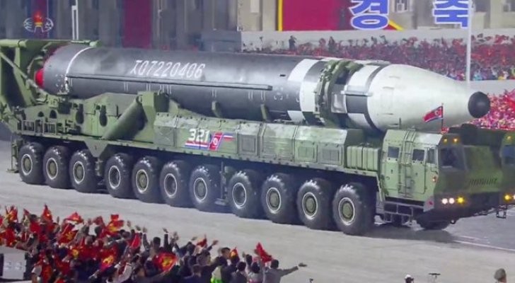 كوريا الديمقراطية ترفض التفاوض مع أمريكا وتطلق صاروخين قصيريّ المدى.