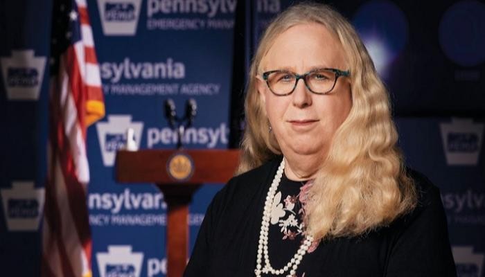 سؤال محرج لأول متحولة جنسيا تتولى منصب أمريكي كبير....فمن هي