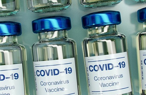 نيبال تحقق في إدخال أمير بحريني المئات من لقاح كورونا دون إذن