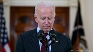 حراك في الكونغرس لكف يد بايدن عسكرياً