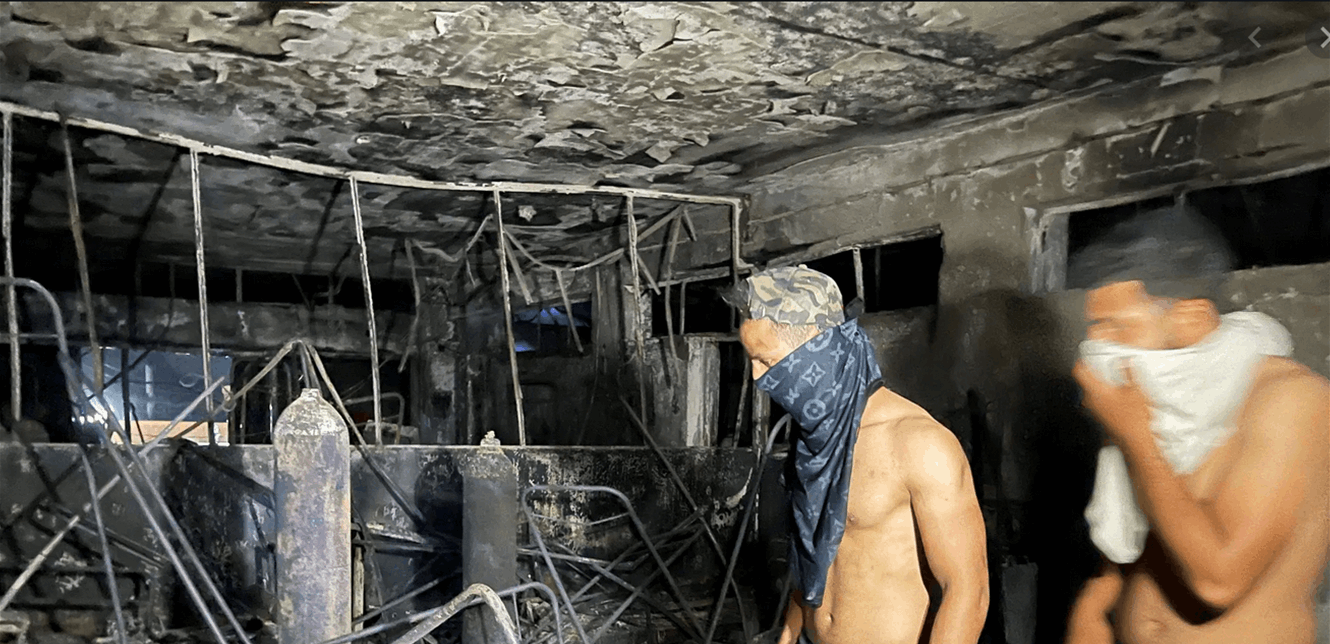 بعد كارثة مستشفى بغداد.. حداد لـ 3 أيام ومطالبات بإقالة وزير الصحة