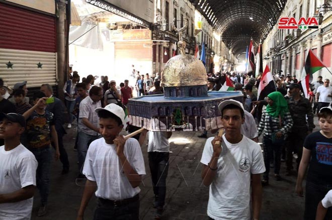 بالصور.. انطلاق مسيرة في دمشق إحياء ليوم القدس العالمي