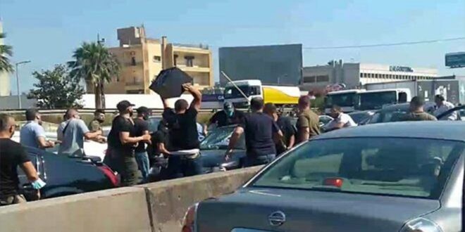 تلاسن وتهديد بين حزبي 