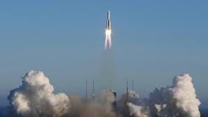 الصاروخ الصيني التائه يمرّ فوق سوريا بعد ساعات.. وتحذيرات من خطورة سقوطه