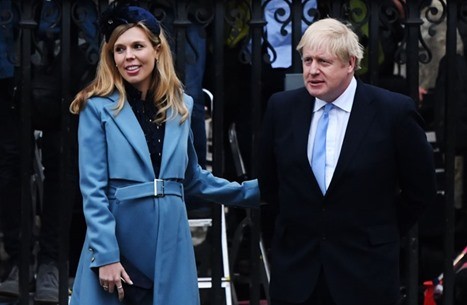 في حفل سري...بوريس جونسون يعقد قرانه