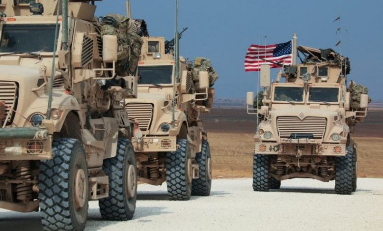 الاحتلال الأميركي يدخل 10 ناقلات محملة بعربات عسكرية إلى قواعده بريف الحسكة