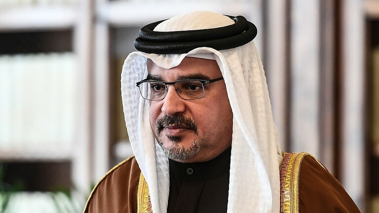 ولي عهد البحرين يهنئ حكومة العدو الجديدة
