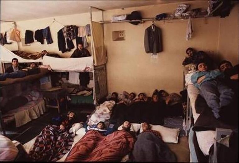 انتهاكات مستمرة...تقرير حقوقي يكشف المآسي في السجون التركية