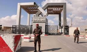 القاهرة تقرر إعادة فتح معبر رفح بعد 3 أيام من إغلاقه..