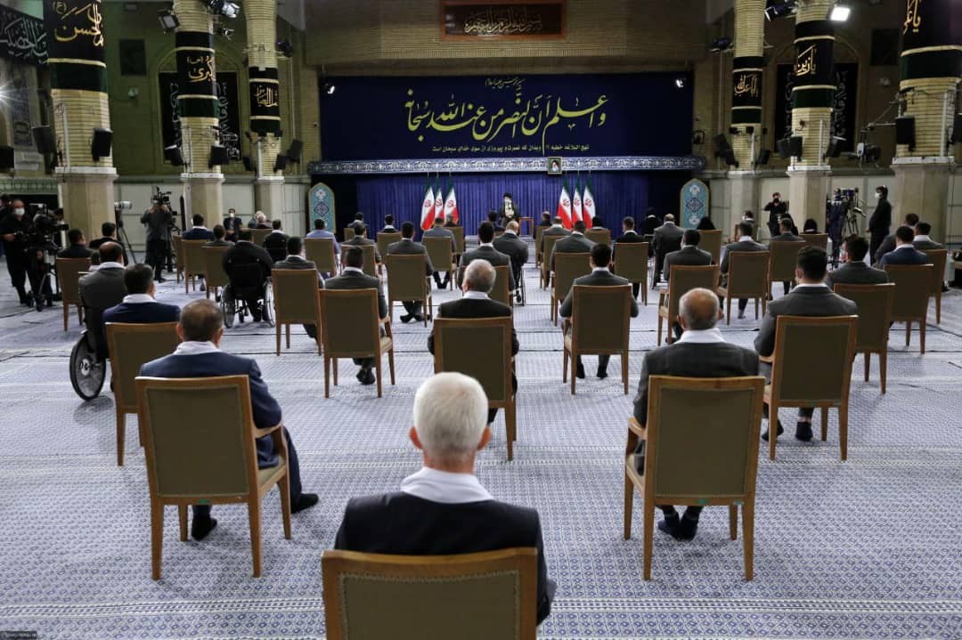  المرشد الإيراني خامنئي: لايمكن لأي لاعب ايراني أن يصافح لاعبا صهيونياً. 